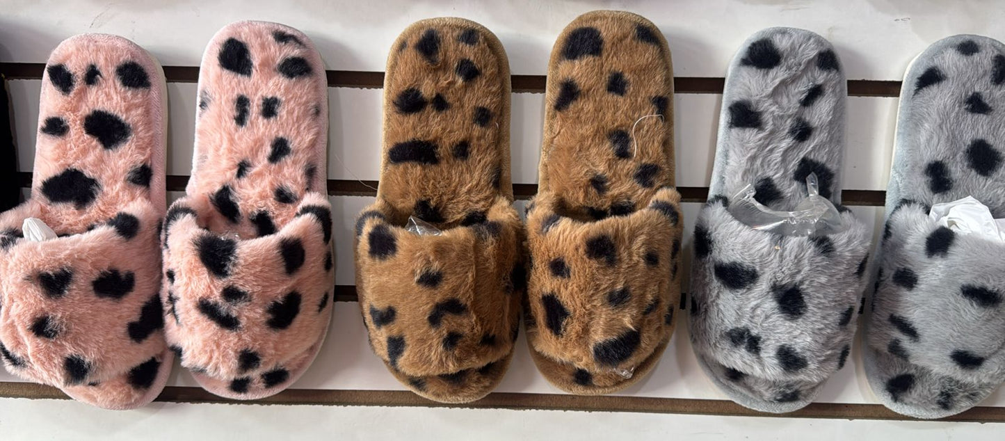3049 - $85 PANTUFLAS DAMA (caja con 56 pares)