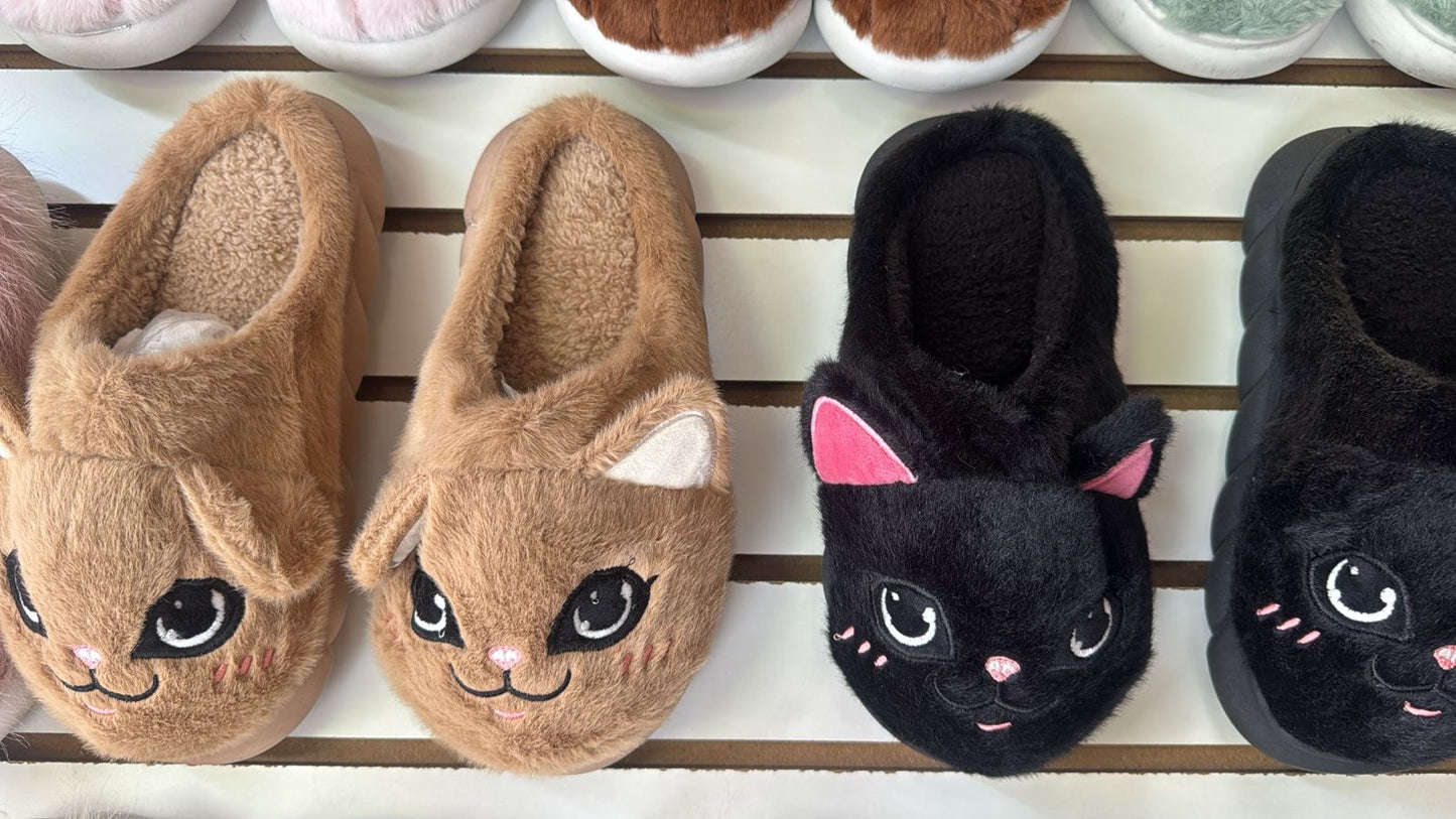 2154- Desde $135 por par #4-7 pantufla de cabeza grande de gato para Dama