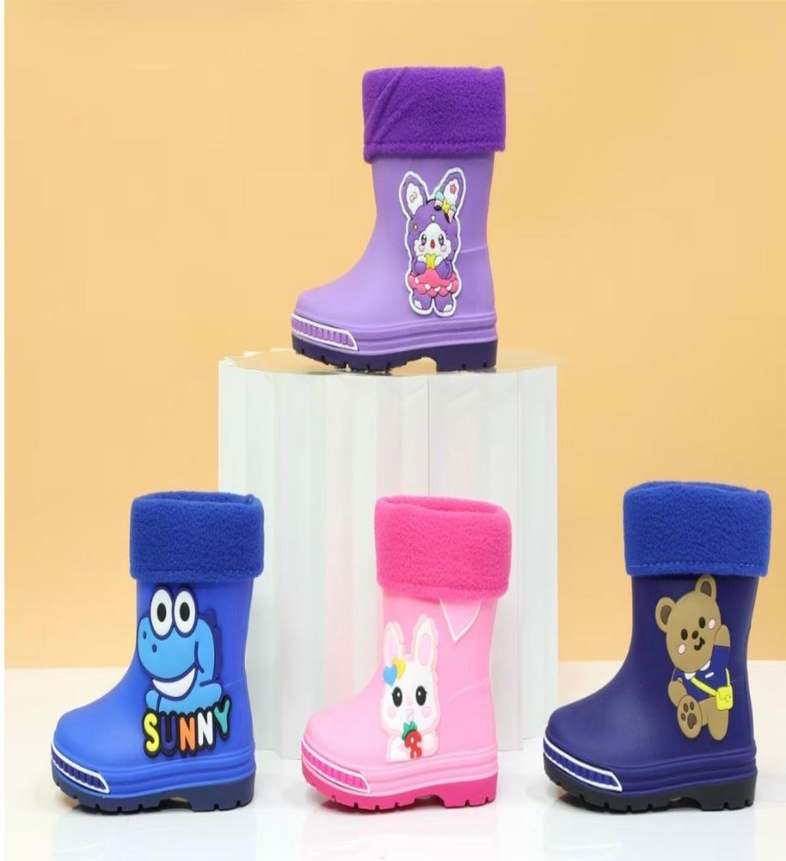 310235/38 - $155 por par (Caja con 10 pares por color) Bota de lluvia para niños #20-23
