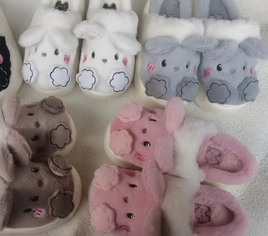 4027- Desde $130 #3-6 pantufla para Dama de conejo, orejas y patitas en 3D