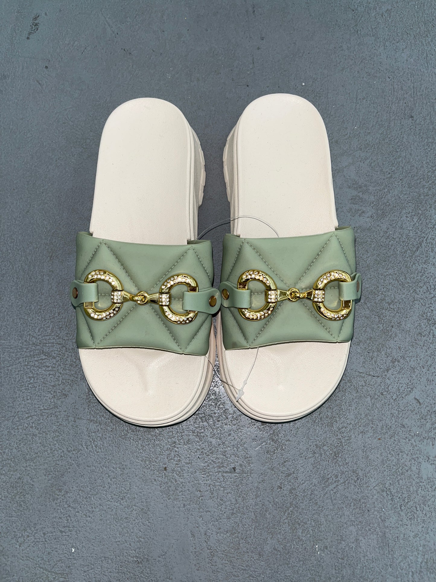 A8057 - $85 SANDALIA DAMA