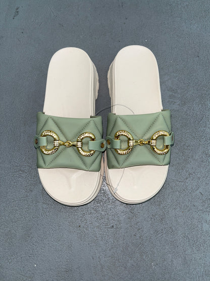 A8057 - $85 SANDALIA DAMA