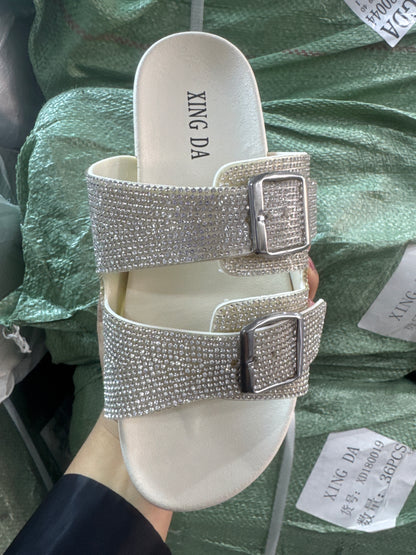 XD180026/02 - $130 SANDALIA DE BRILLOS #3-5.5 (Caja con 36 pares)