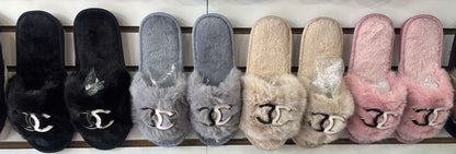 4028- Desde $115 #3-6 Pantufla para Dama con moño