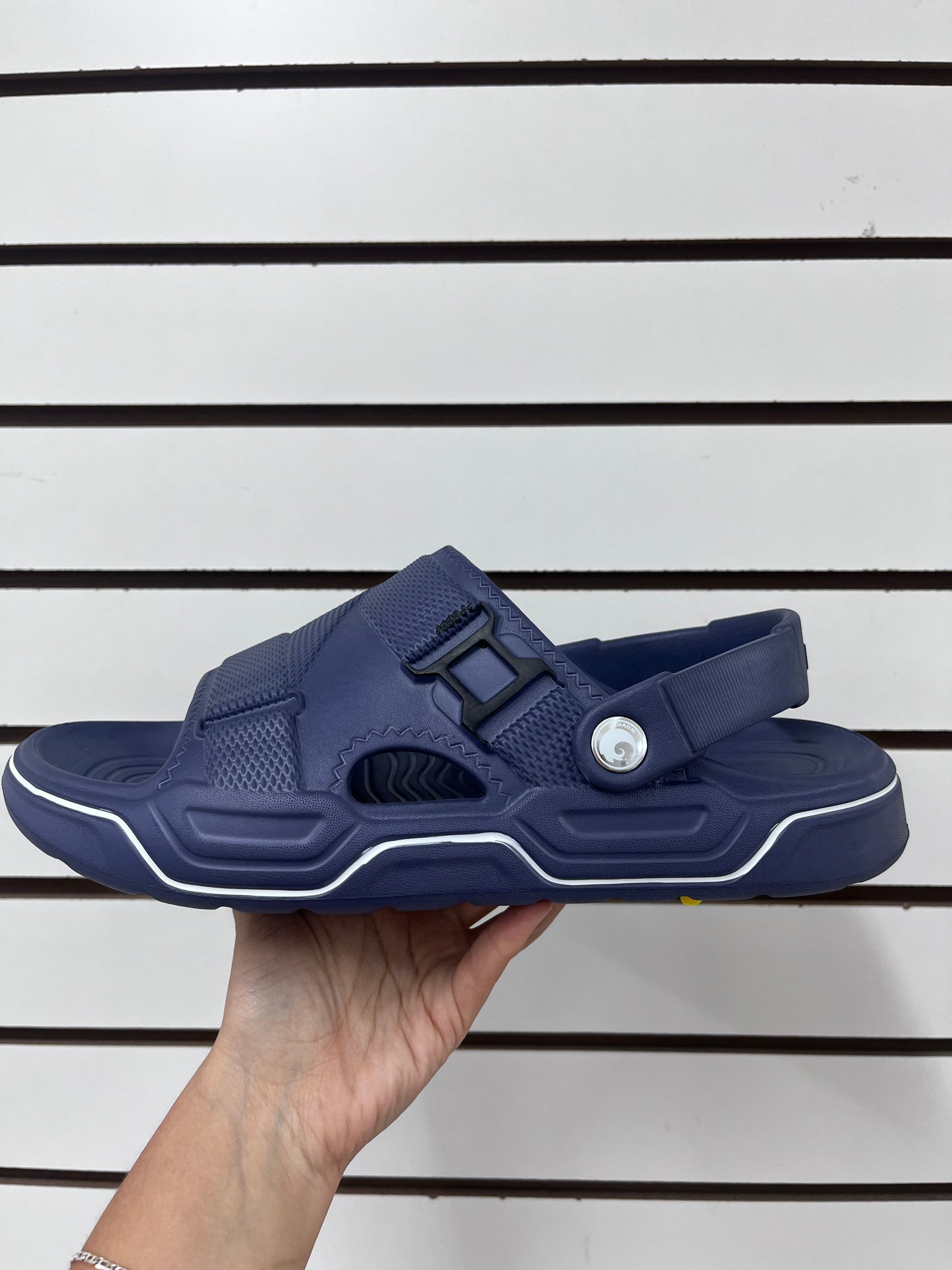 110 CABALLERO- $60* (caja con 60 pares) #6-9 chancla de caballero