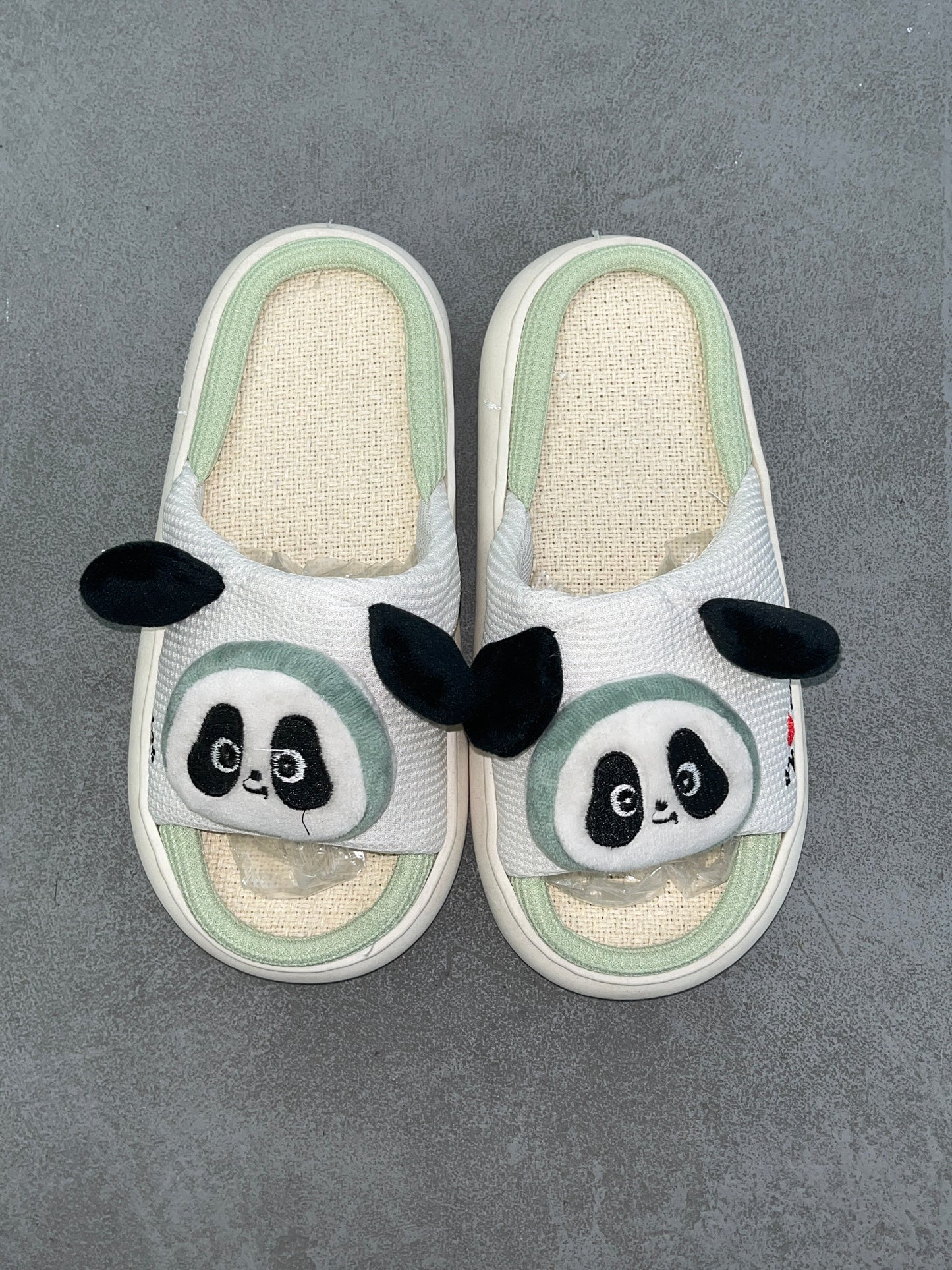 P2069 - $95 PANTUFLA DAMA