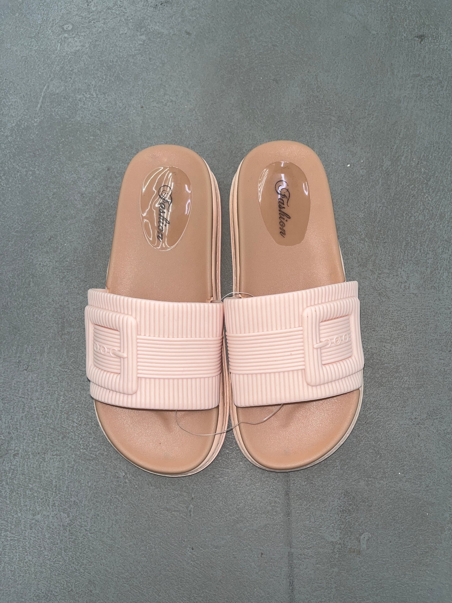A8092 - $75 SANDALIA DAMA