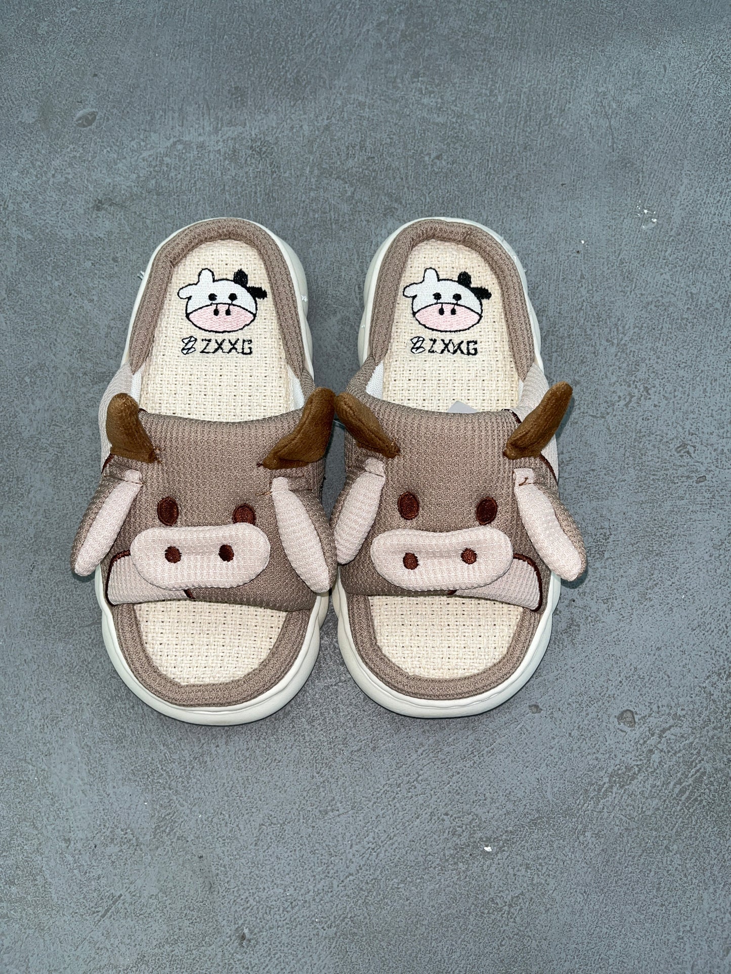 A5000 - $85 PANTUFLA DAMA