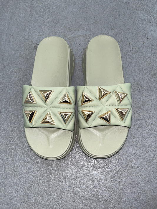 A8053 - $80 SANDALIA