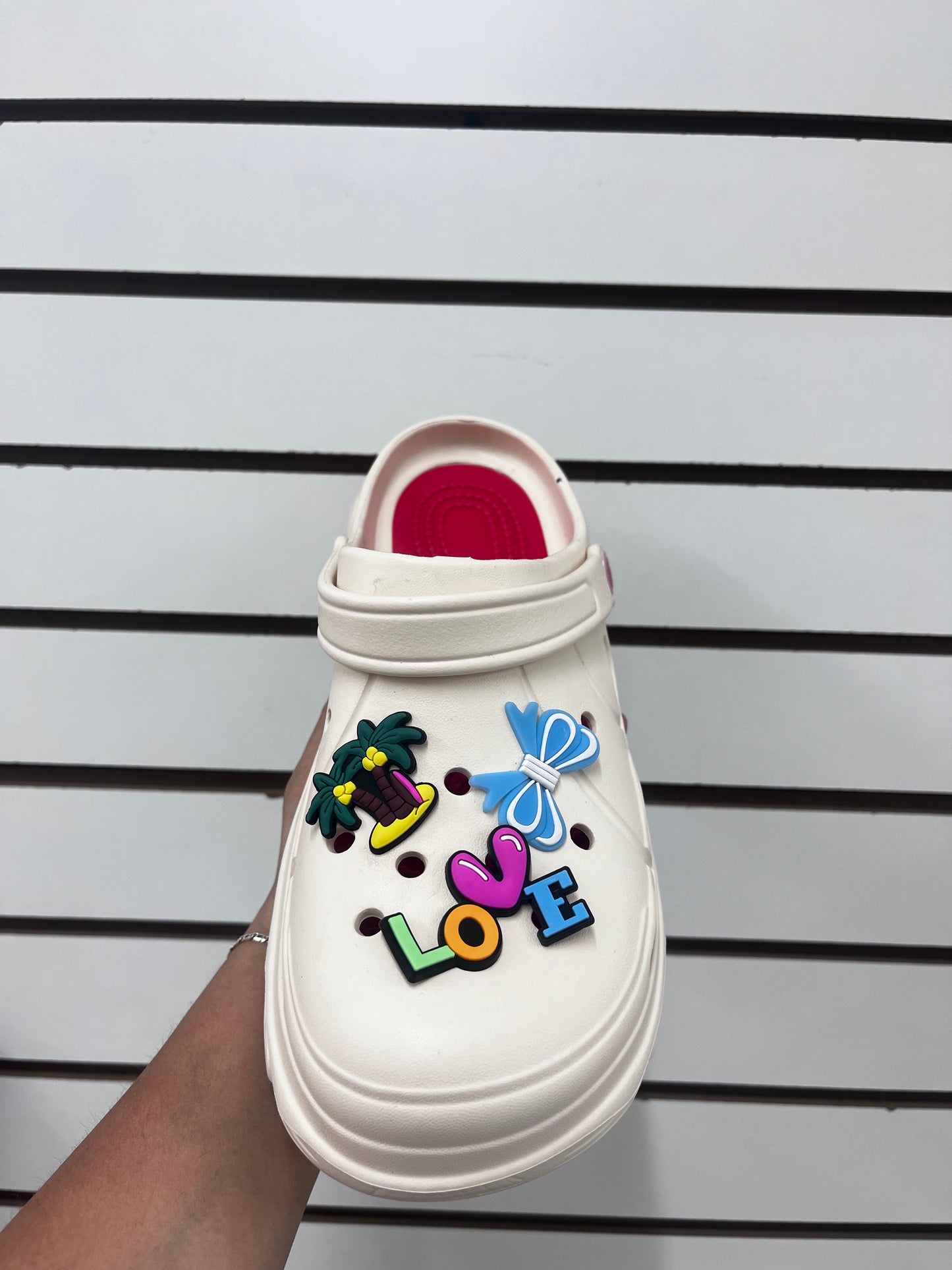 201 DAMA-$85 por par (caja con 60 pares) #3-6 chancla dama cómoda