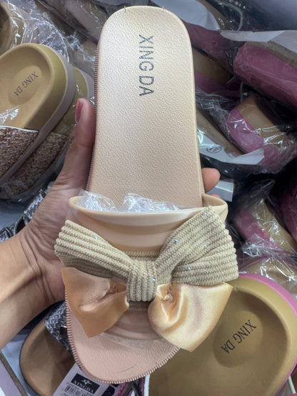 XD180035/02 - $110 SANDALIA DAMA MOÑO (Caja con 36 pares)