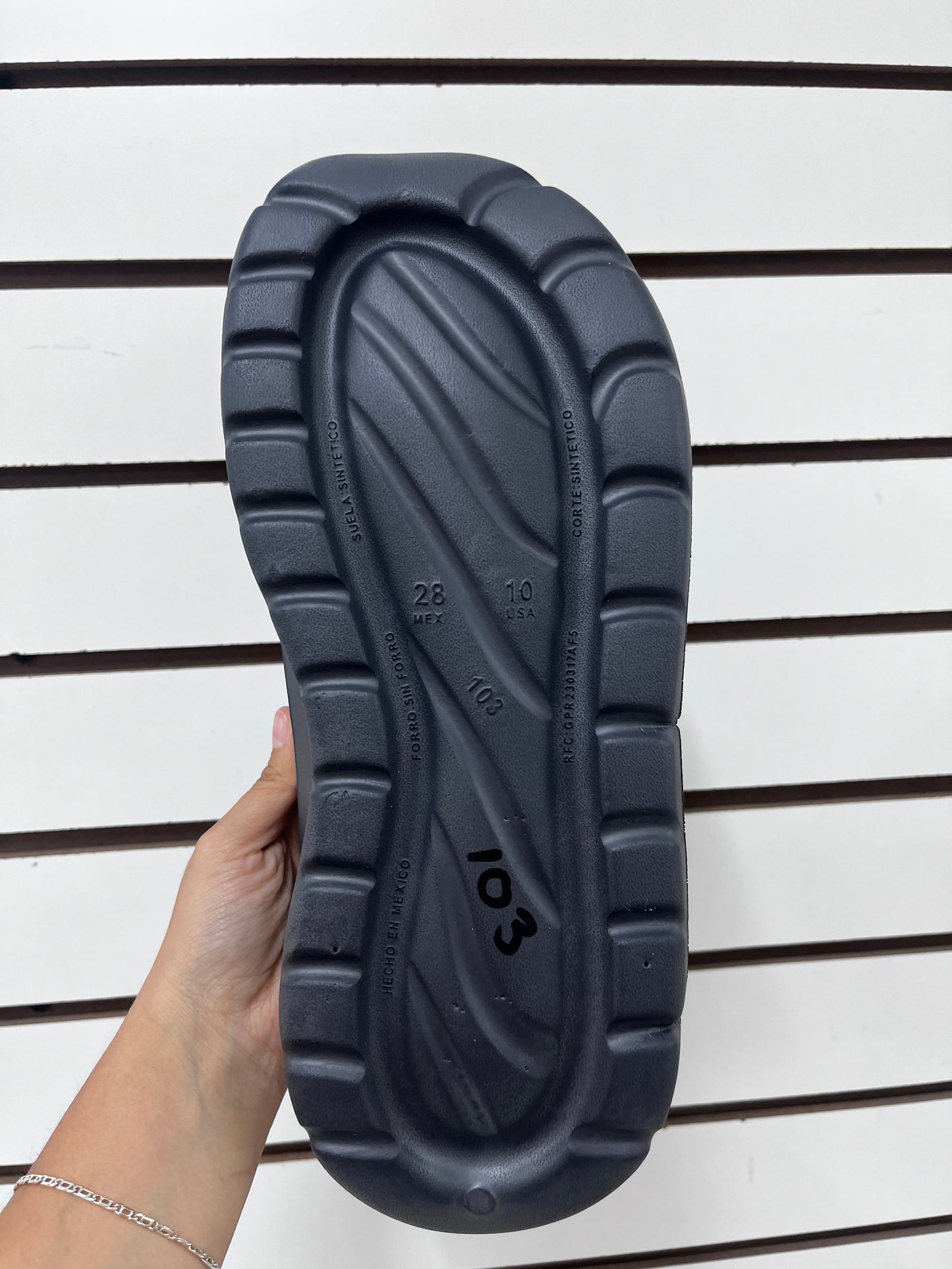 103 CABALLERO - $80 por par (caja con 60 pares) #6-9 caballero, chanclas, comodidad