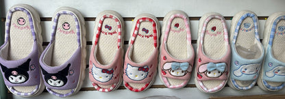 4002/02 - $90 pantufla lino sanrio #3-6 (caja con 48 pares)