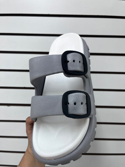 REF-020M-$85 por par (48pares por caja) #6-9 chancla de caballero