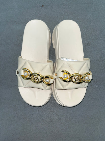 A8056 - $85 SANDALIA DAMA