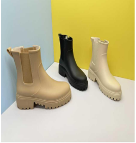 A235 - $195 BOTA DAMA
