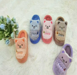 C4096 - $95 PANTUFLA INFANTIL