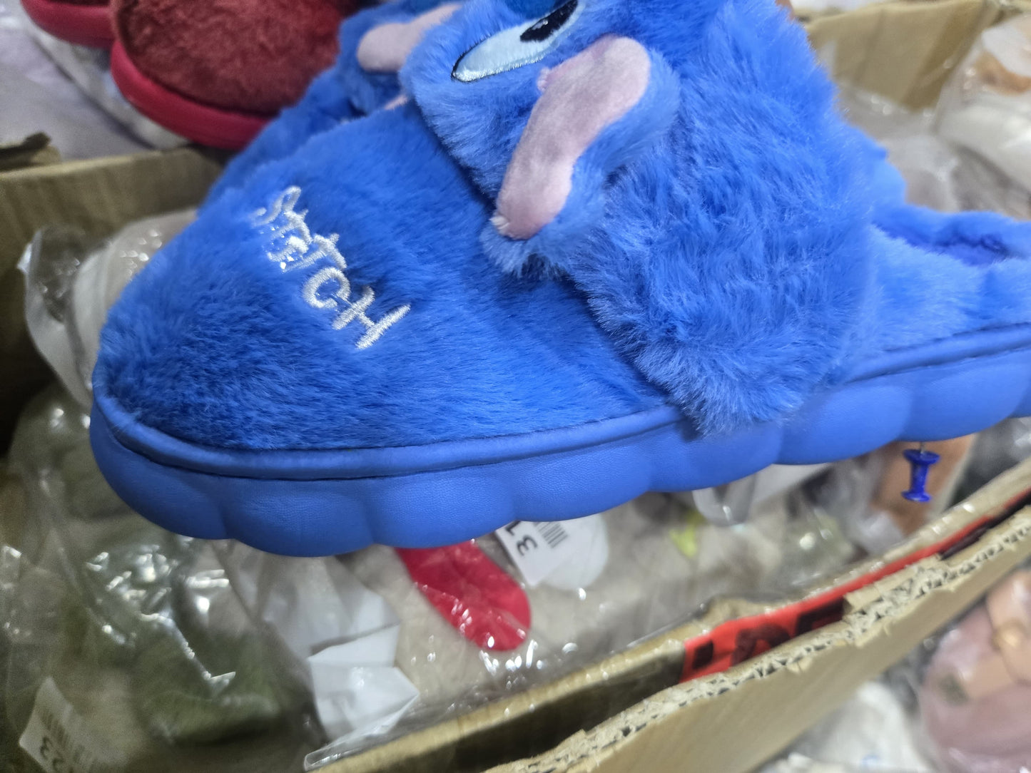 2094 - Pantufla Stich DAMA