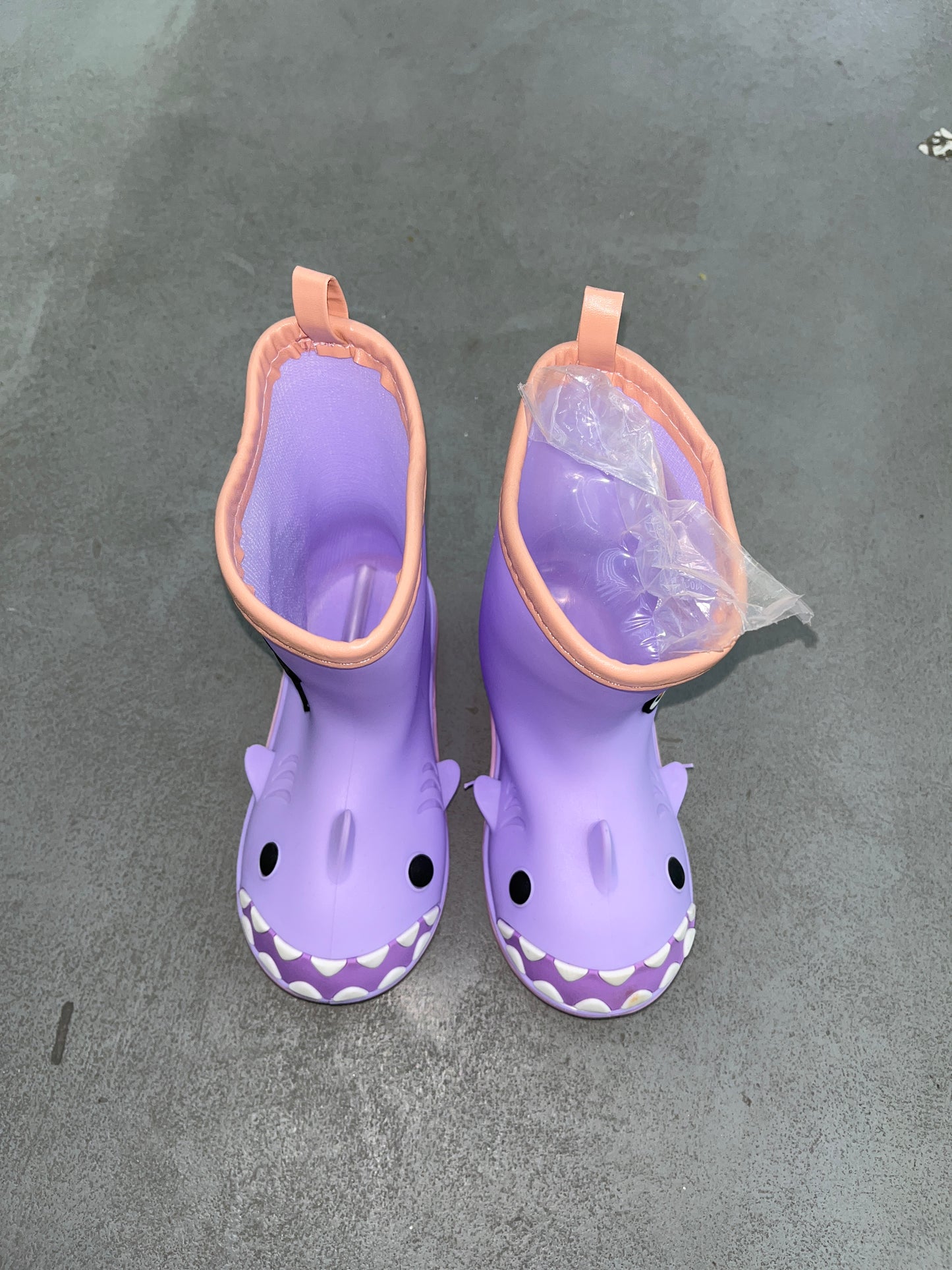 C121 - $110 BOTA DE LLUVIA JUVENIL #30-35