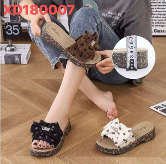 XD180007 - desde $110 por par (Caja con 36 pares) #3-6 Sandalia Moño Love