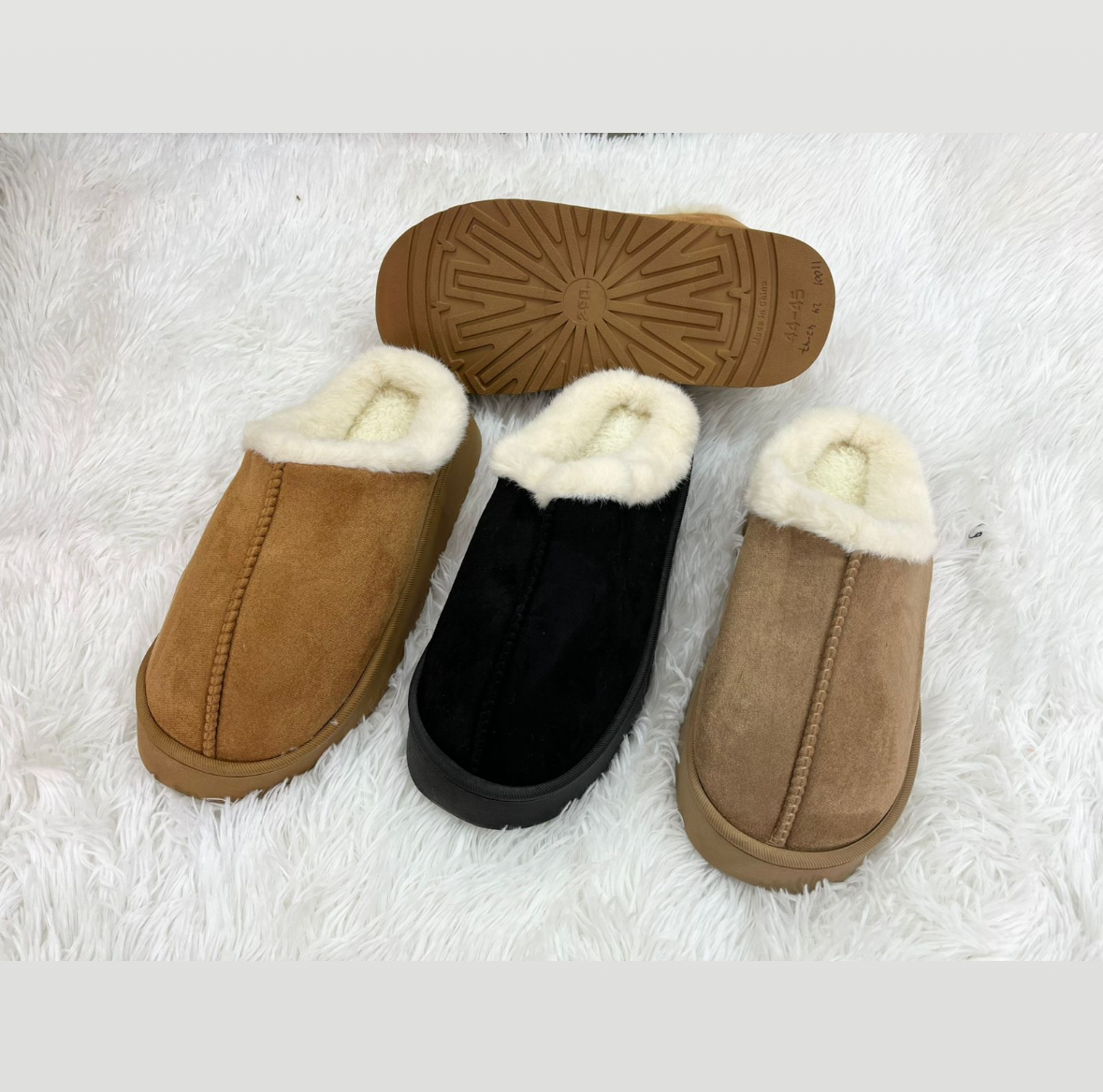 11007/14 - $125 Pantufla Ugg Caballero #7-9 (24 pares)