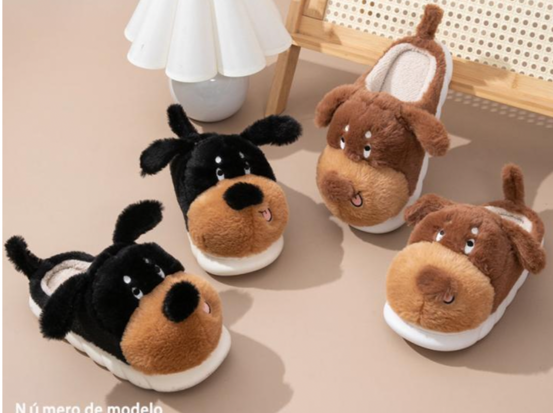 1126 - $135 PANTUFLAS UNISEX (caja con 48 pares)