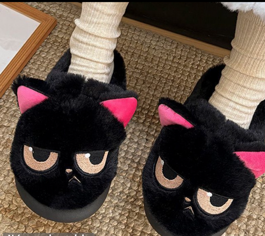 2147-Desde $140 #4-7 pantufla para dama. Gato negro