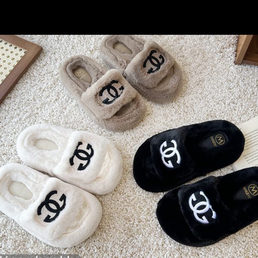 3101- desde $125 por par #3-9 Pantufla para Dama tipo Chanel