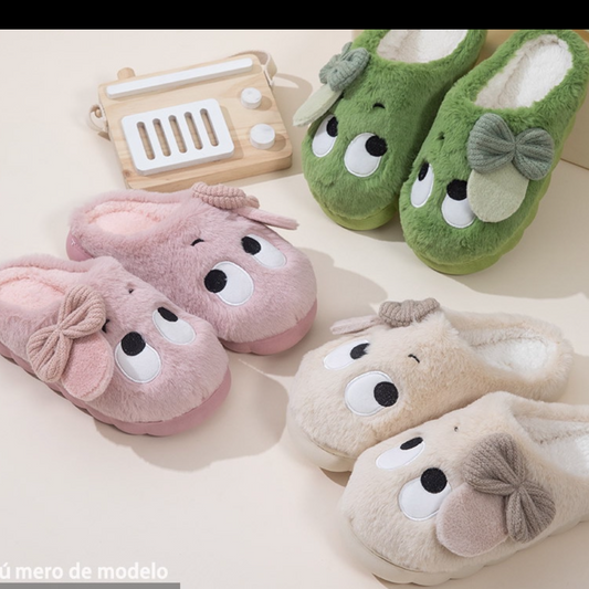 3124-$125 el par (caja con 48pares) #4-7 pantufla bonita con ojos con moñito