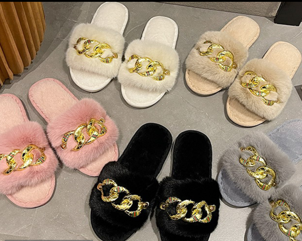 4012- Desde $125 por par #3-6 Pantufla para Dama de cadena