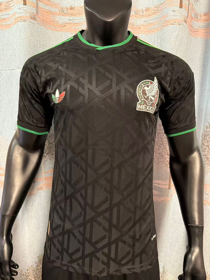 PL1807-$195 CU (Caja con 200 piezas) Playera de caballero Adidas de la selección Mexicana del mundial Talla de la S a la XXL