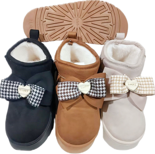 30096-$180 Bota dama UGG (24 pares)