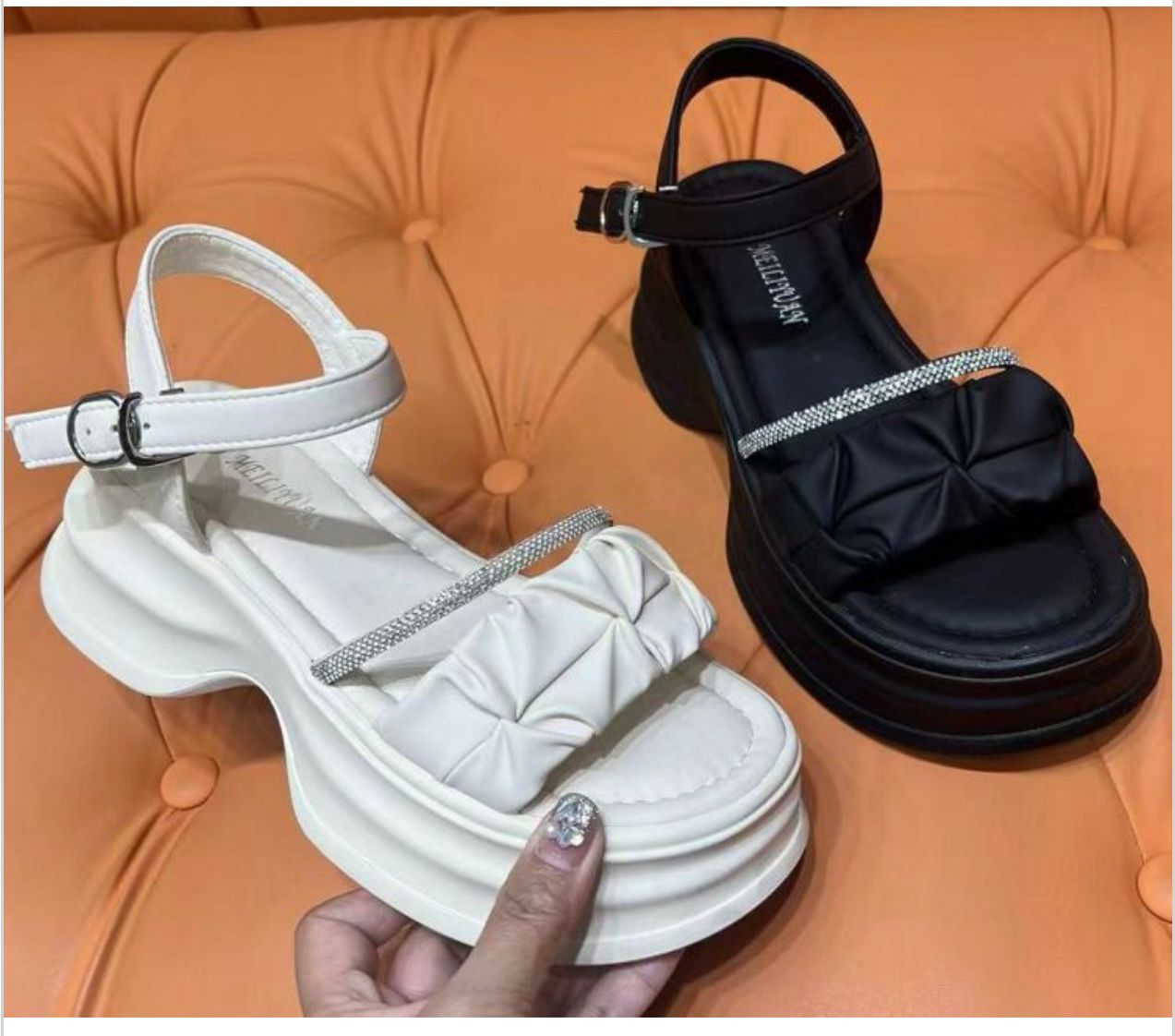 XD18189/02 - $180 SANDALIA DAMA PLATAFORMA BRILLOS #3-5 (Caja con 24 pares)