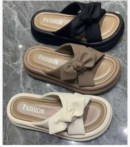 XD18203/02 - $170 SANDALIA DAMA MOÑO #3-5 (Caja con 24 pares)